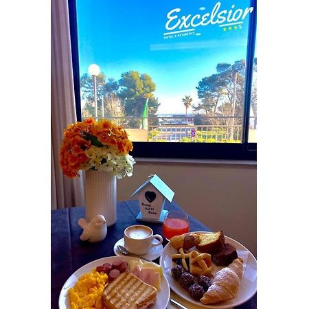 Hotel Excelsior Montesilvano Marina エクステリア 写真