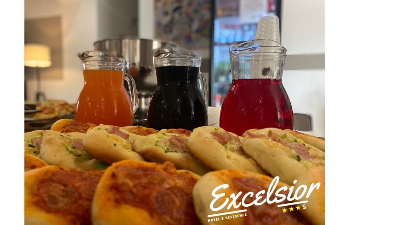 Hotel Excelsior Montesilvano Marina エクステリア 写真