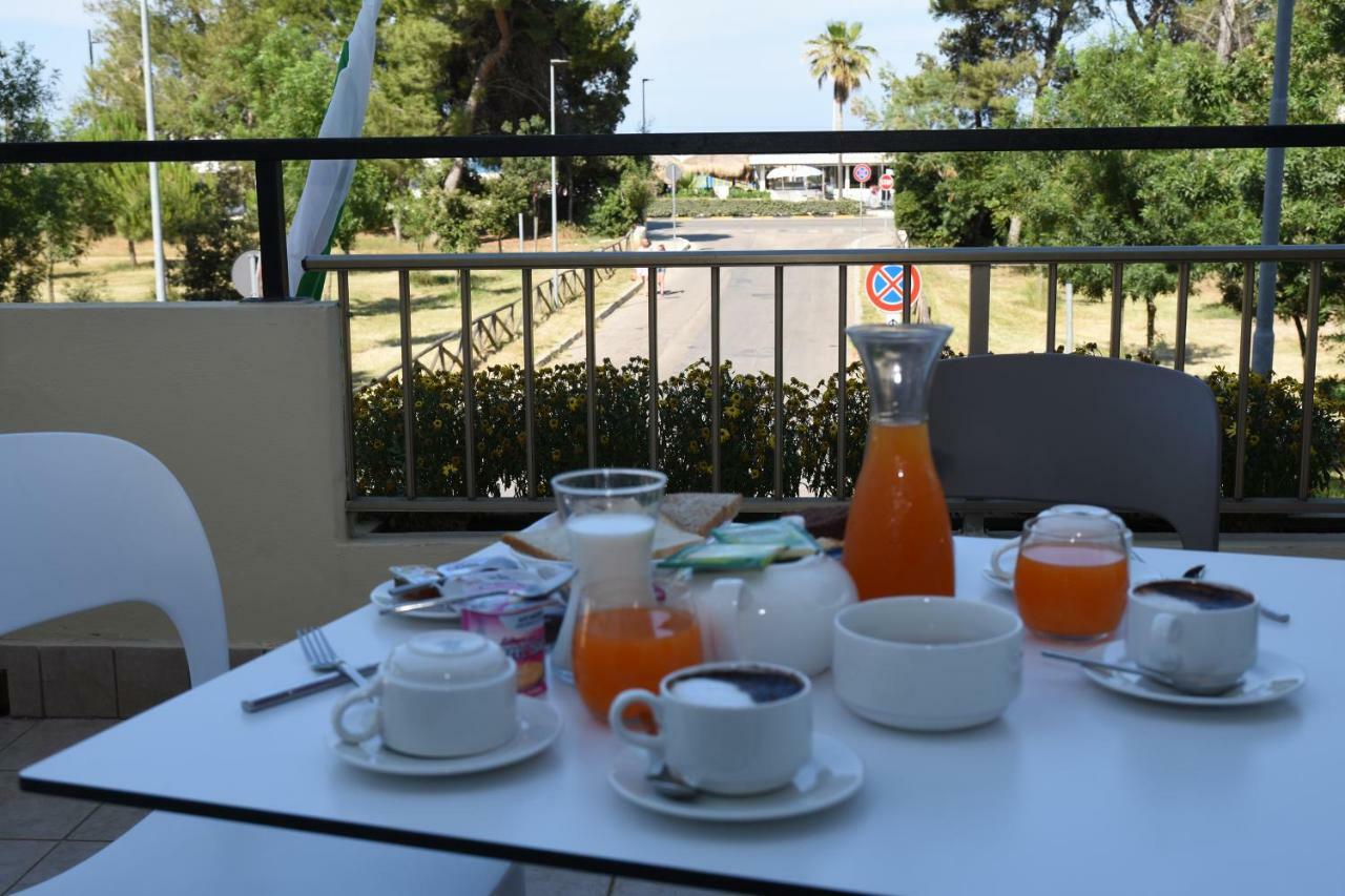 Hotel Excelsior Montesilvano Marina エクステリア 写真