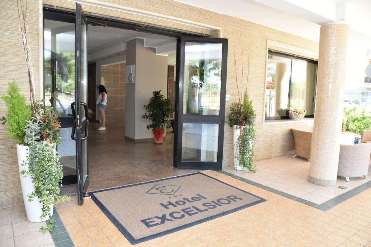 Hotel Excelsior Montesilvano Marina エクステリア 写真
